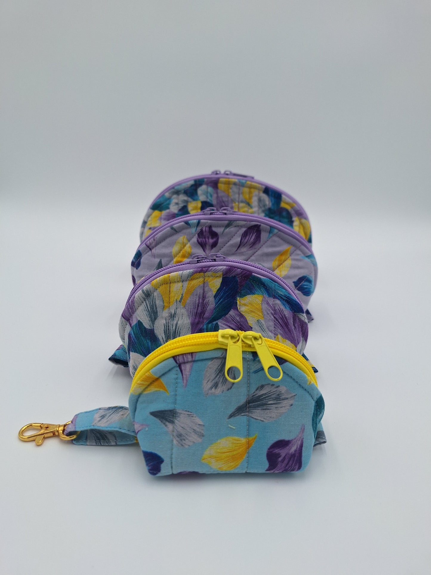 Clam Up Pouch