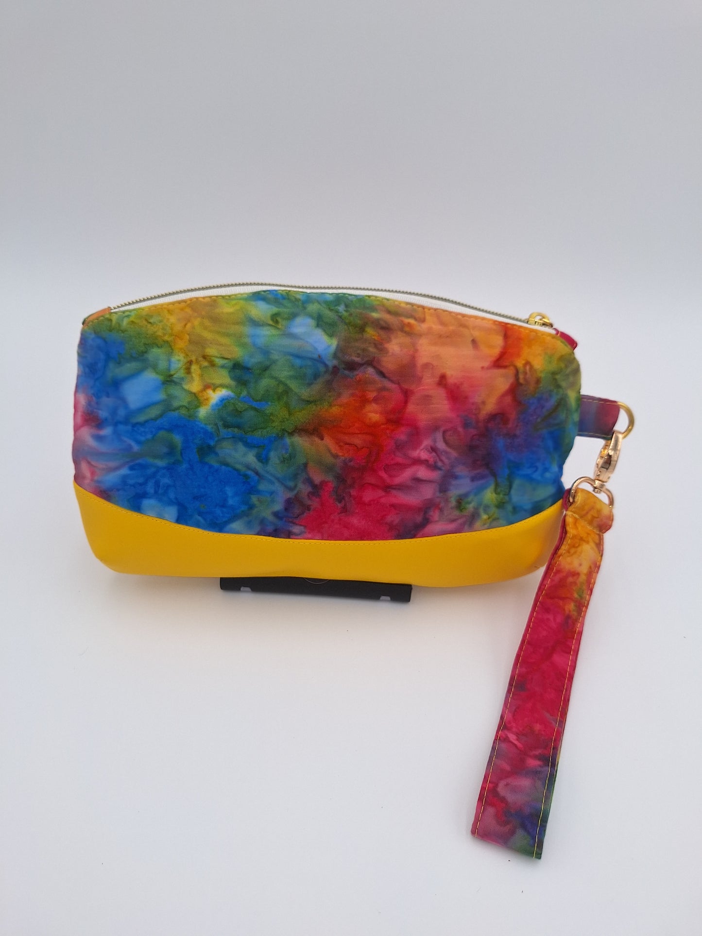 Clemantis Wristlet